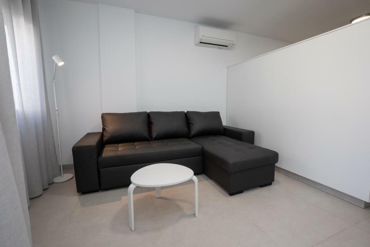 Apartamentos Mombasa 1 Planta Nerja Luaran gambar
