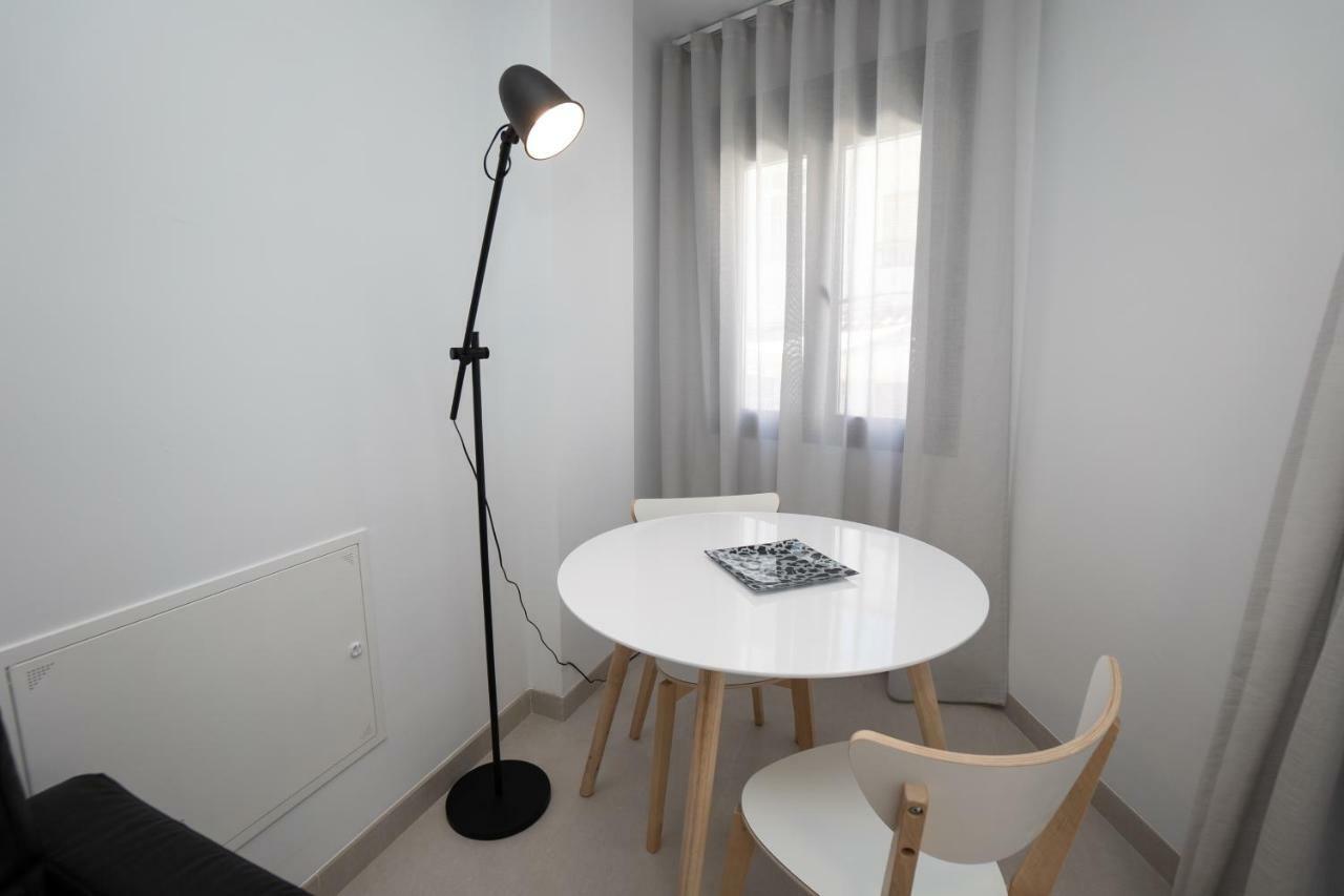 Apartamentos Mombasa 1 Planta Nerja Luaran gambar