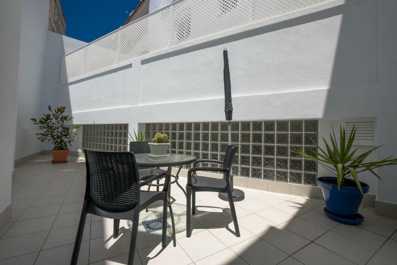 Apartamentos Mombasa 1 Planta Nerja Luaran gambar