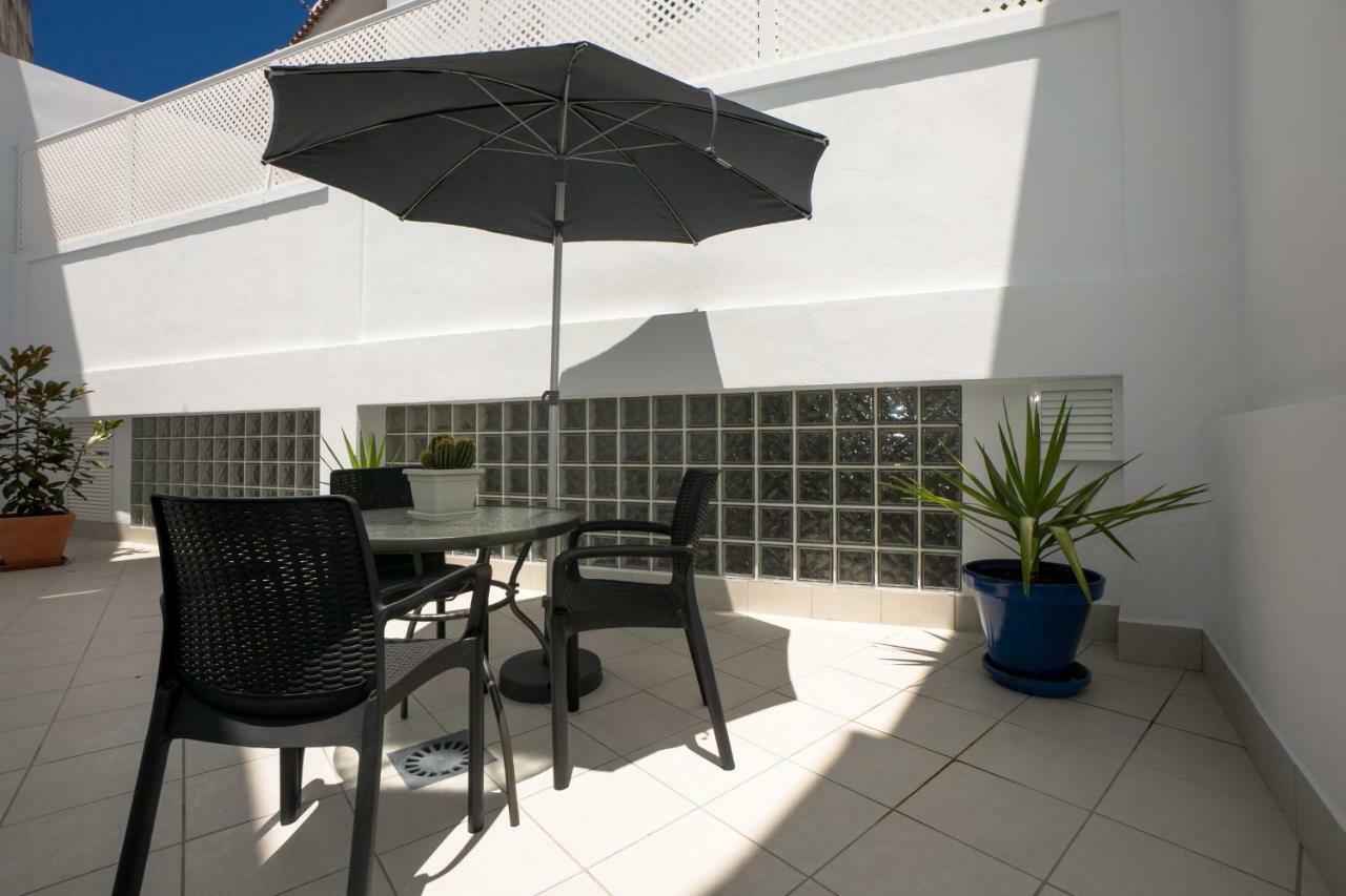 Apartamentos Mombasa 1 Planta Nerja Luaran gambar