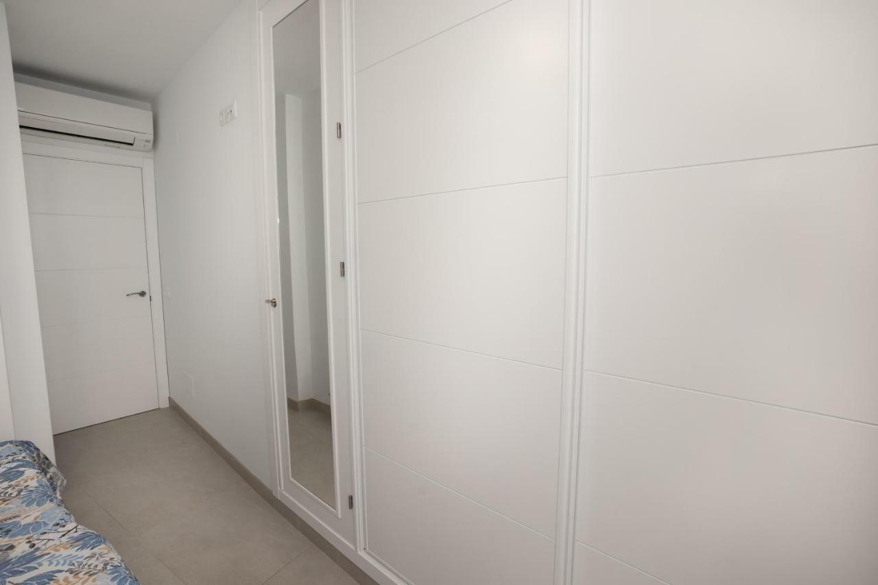 Apartamentos Mombasa 1 Planta Nerja Luaran gambar