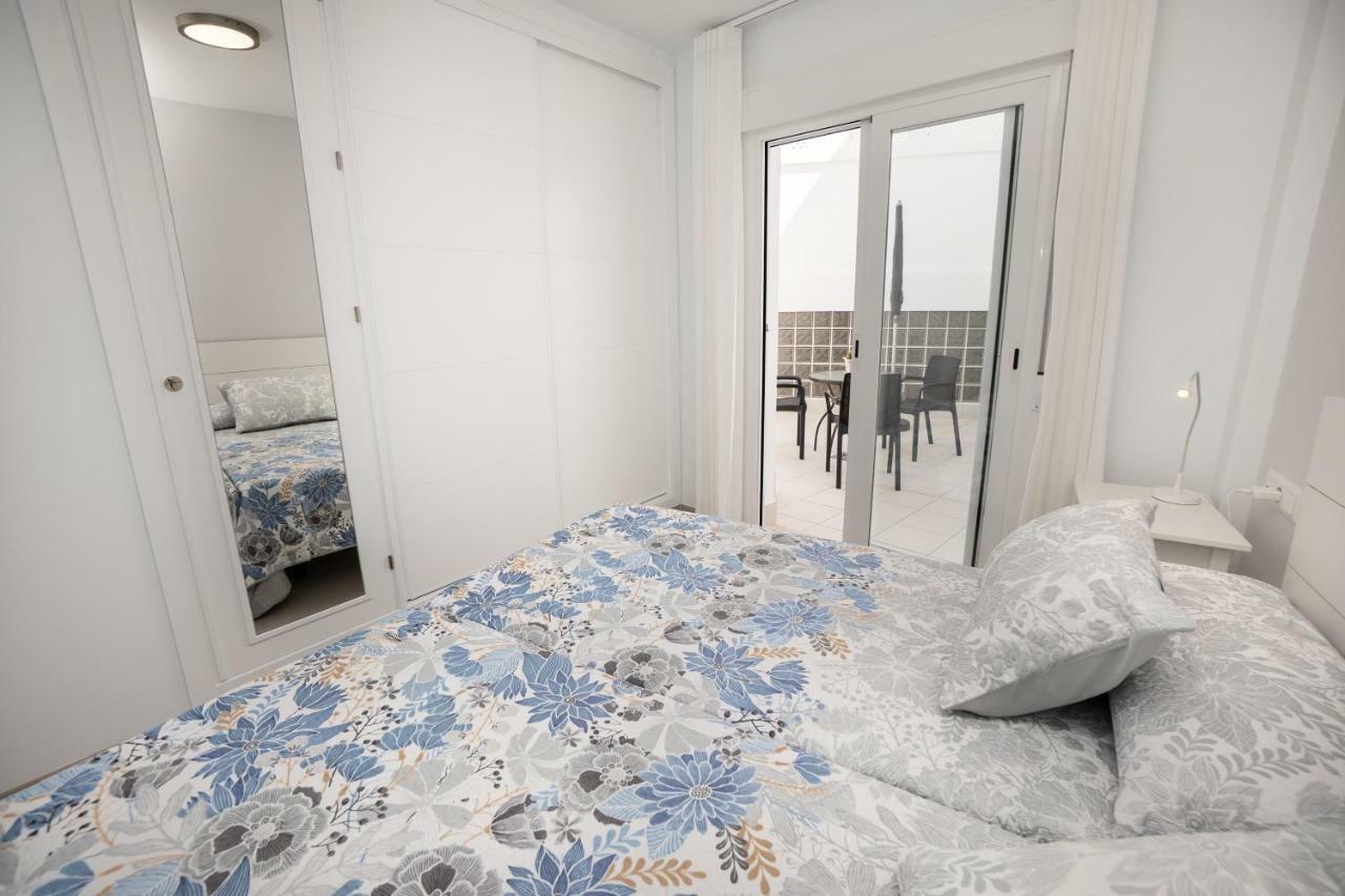 Apartamentos Mombasa 1 Planta Nerja Luaran gambar