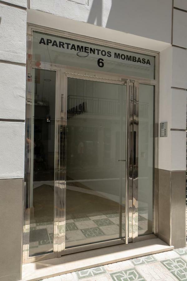 Apartamentos Mombasa 1 Planta Nerja Luaran gambar