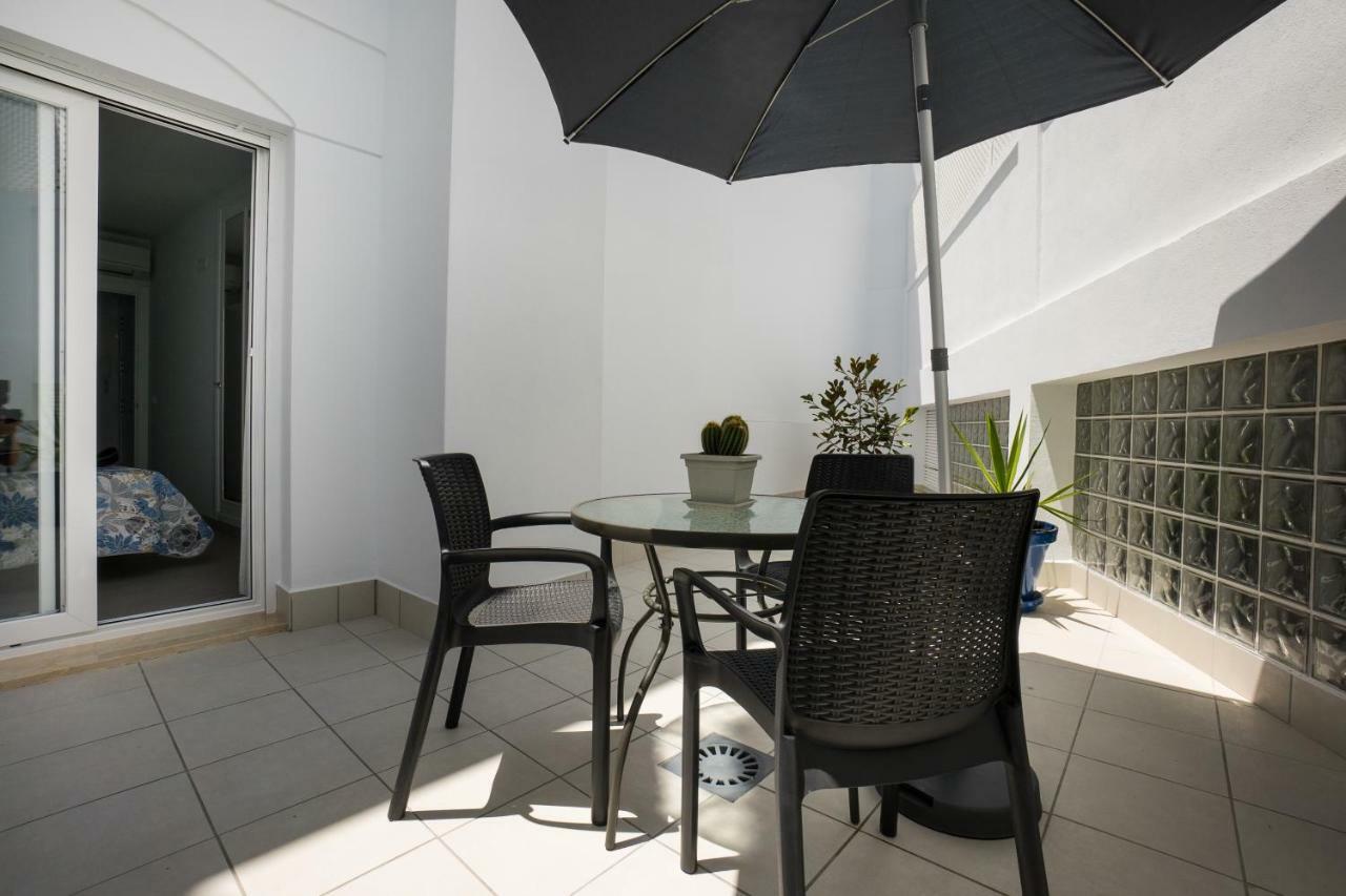 Apartamentos Mombasa 1 Planta Nerja Luaran gambar