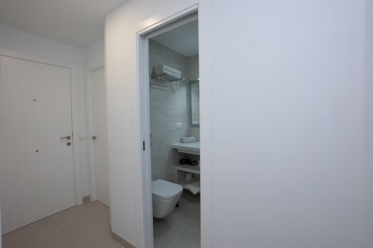 Apartamentos Mombasa 1 Planta Nerja Luaran gambar