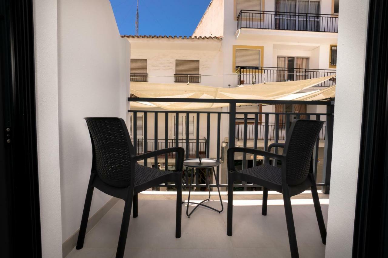 Apartamentos Mombasa 1 Planta Nerja Luaran gambar